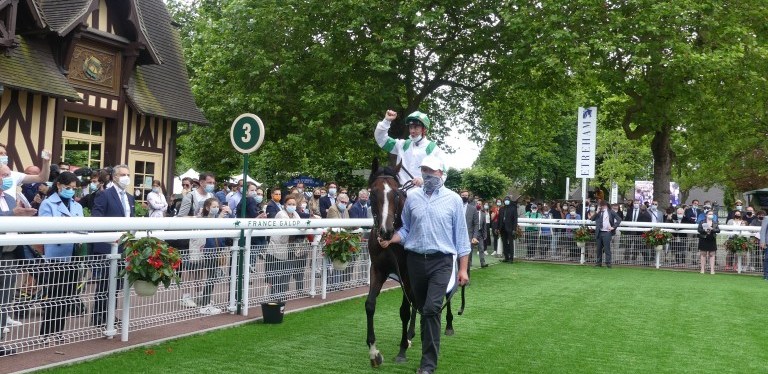 Joy for Ken Condon as Laws Of Indices wins thrilling Prix Jean&nbsp;Prat